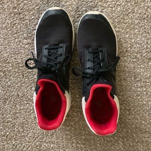Size 6 (wear 8 & they fit me) Adidas shoes